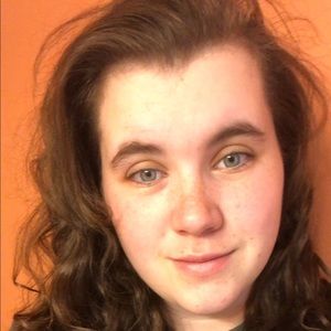 Meet your Posher, Chelsie